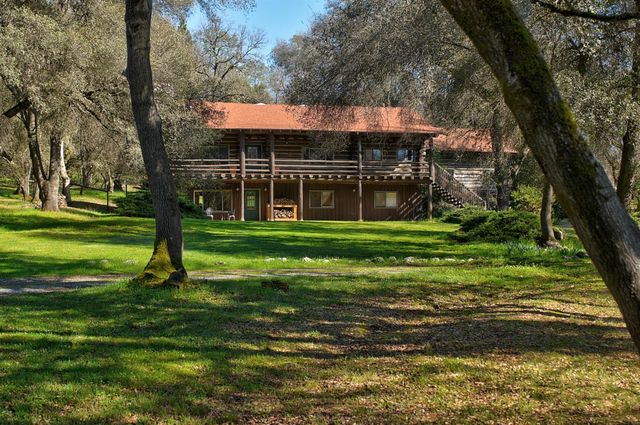 3165 Ray Cir, Auburn, CA 95602