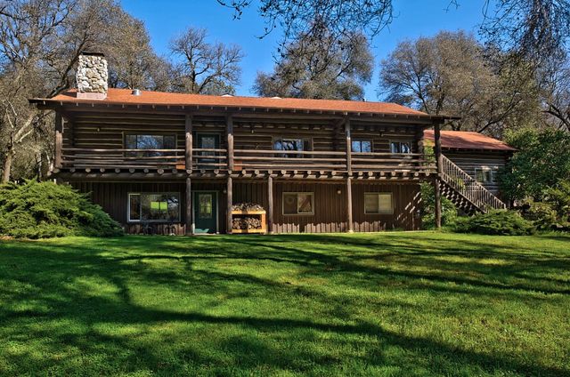 3165 Ray Cir, Auburn, CA 95602