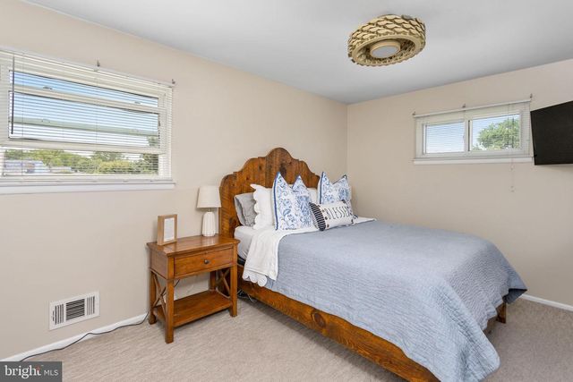 81 WALT WHITMAN WAY, Hamilton, NJ 08690