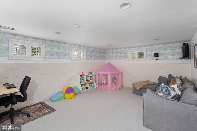 81 WALT WHITMAN WAY, Hamilton, NJ 08690