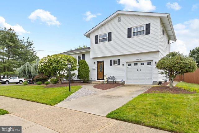 81 WALT WHITMAN WAY, Hamilton, NJ 08690