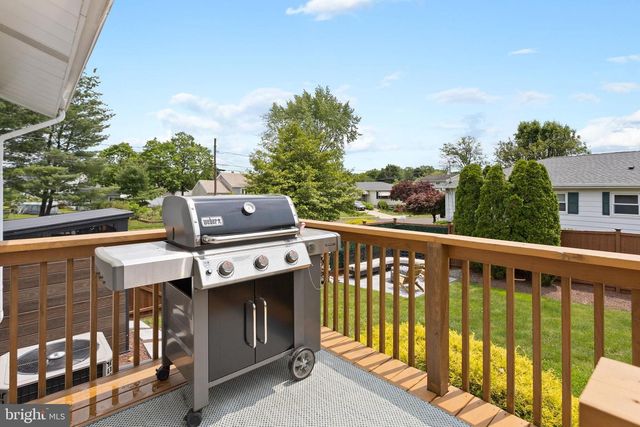 81 WALT WHITMAN WAY, Hamilton, NJ 08690