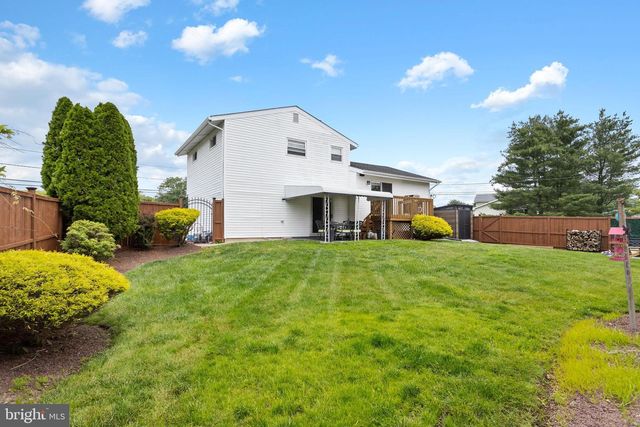 81 WALT WHITMAN WAY, Hamilton, NJ 08690