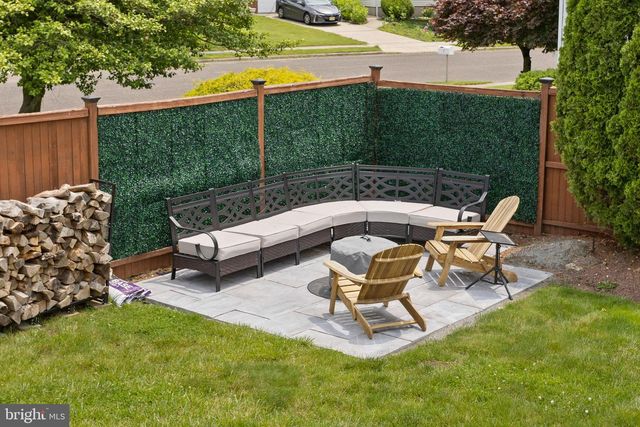 81 WALT WHITMAN WAY, Hamilton, NJ 08690