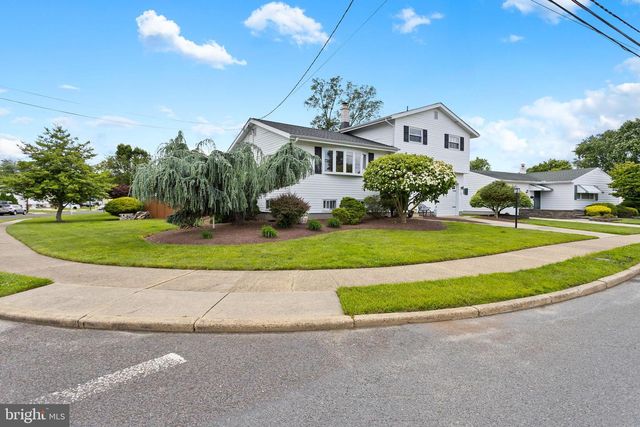 81 WALT WHITMAN WAY, Hamilton, NJ 08690