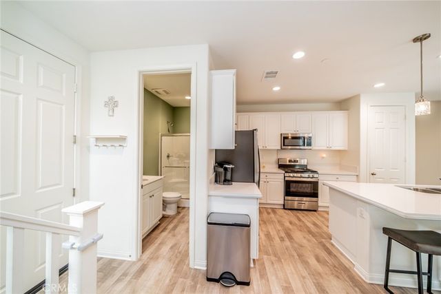 6619 Canopy, Fontana, CA 92336