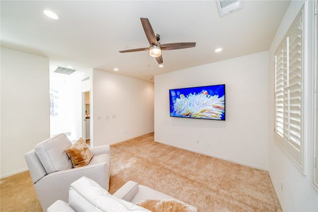 6619 Canopy, Fontana, CA 92336