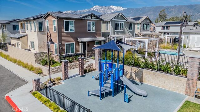 6619 Canopy, Fontana, CA 92336