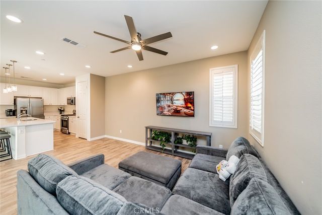 6619 Canopy, Fontana, CA 92336