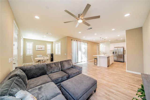 6619 Canopy, Fontana, CA 92336