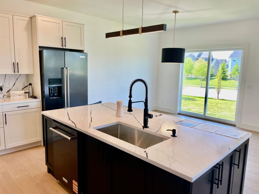 4550 Savanna Trail, Chaska, MN 55318 — photo 5