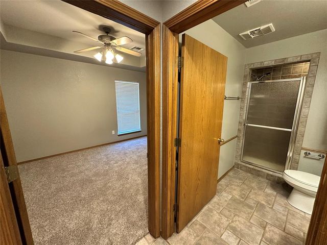 1819 Duckhawk Court, Edmond, OK 73003