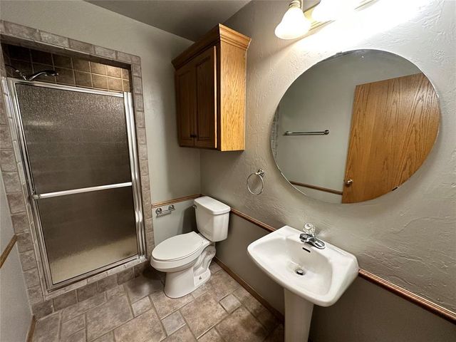 1819 Duckhawk Court, Edmond, OK 73003