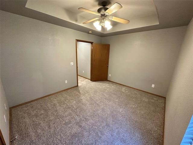 1819 Duckhawk Court, Edmond, OK 73003