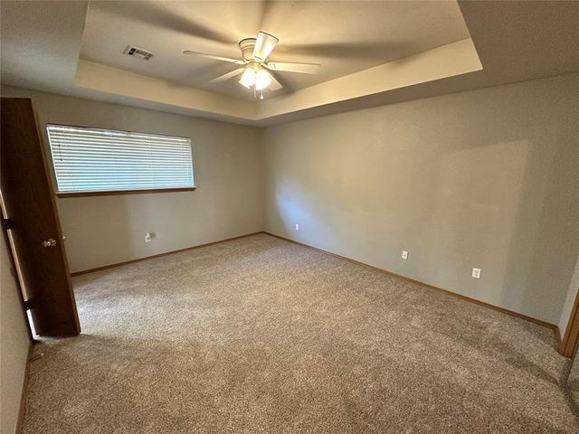 1819 Duckhawk Court, Edmond, OK 73003