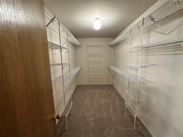 1819 Duckhawk Court, Edmond, OK 73003