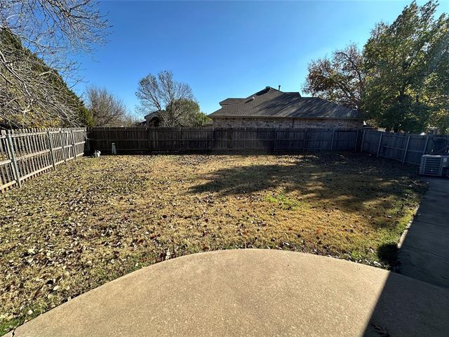 1819 Duckhawk Court, Edmond, OK 73003