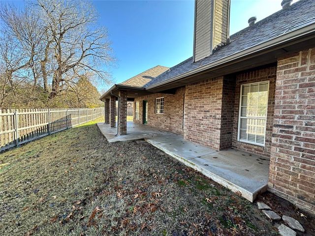 1819 Duckhawk Court, Edmond, OK 73003