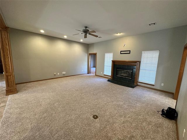 1819 Duckhawk Court, Edmond, OK 73003