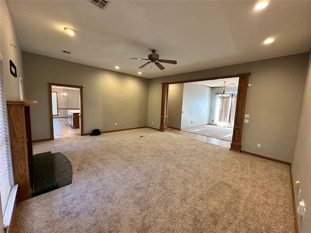 1819 Duckhawk Court, Edmond, OK 73003