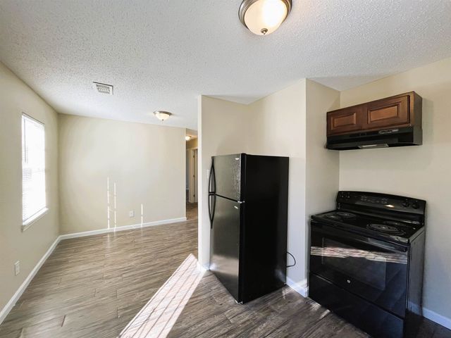 4551 SUNNY VIEW DR, Memphis, TN 38127