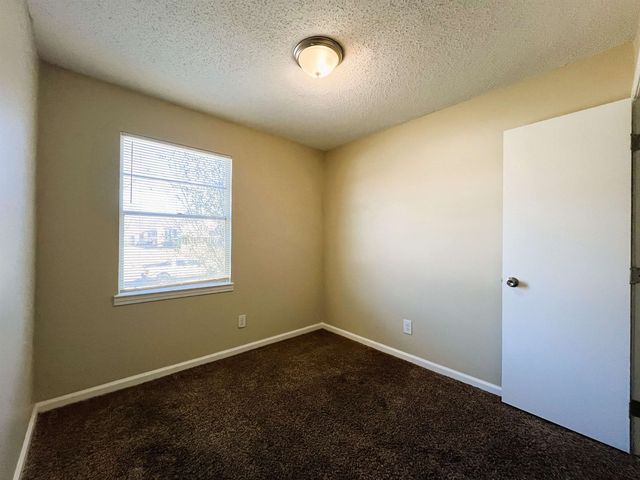 4551 SUNNY VIEW DR, Memphis, TN 38127