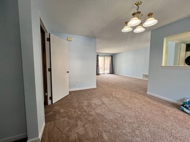 301 Trailside Way 301, Ashland, MA 01721