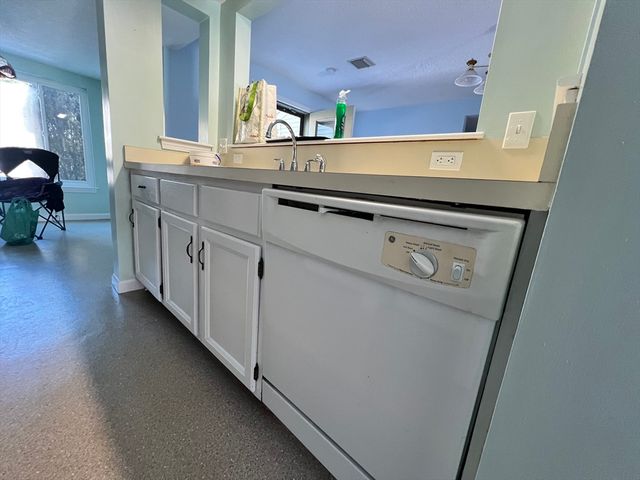 301 Trailside Way 301, Ashland, MA 01721