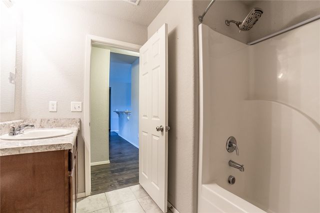 6309 SW Chestnut Hill Road, Bentonville, AR 72713