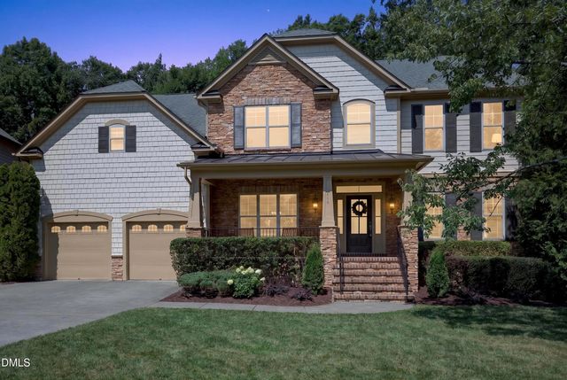 808 City Walls Street, Cary, NC 27513