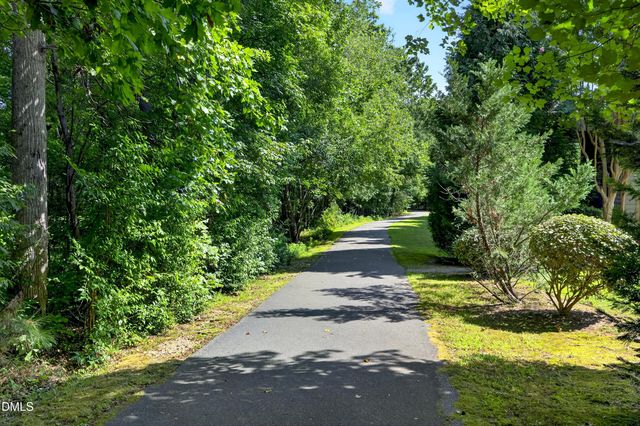 808 City Walls Street, Cary, NC 27513