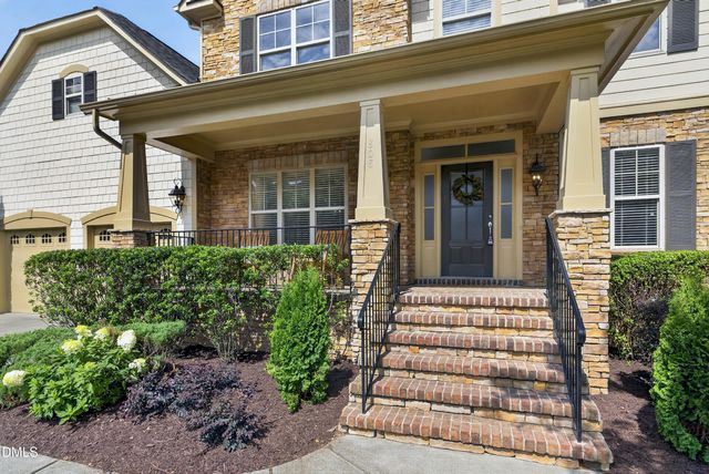 808 City Walls Street, Cary, NC 27513
