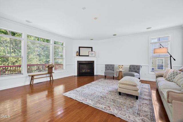 808 City Walls Street, Cary, NC 27513