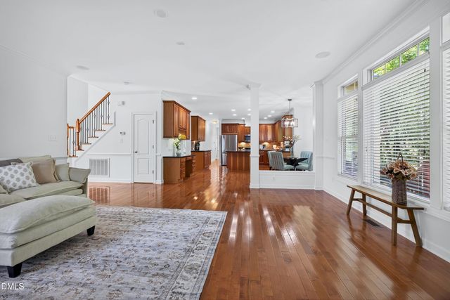 808 City Walls Street, Cary, NC 27513