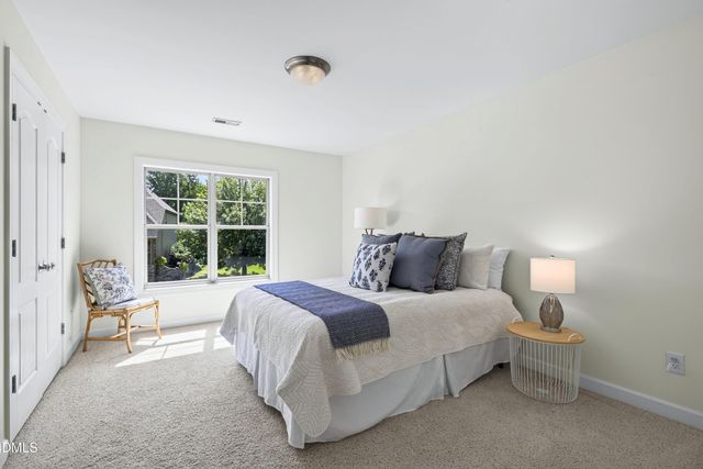 808 City Walls Street, Cary, NC 27513