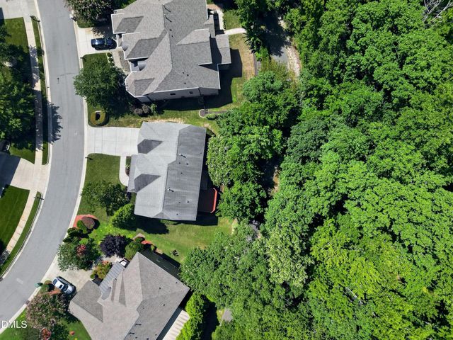808 City Walls Street, Cary, NC 27513