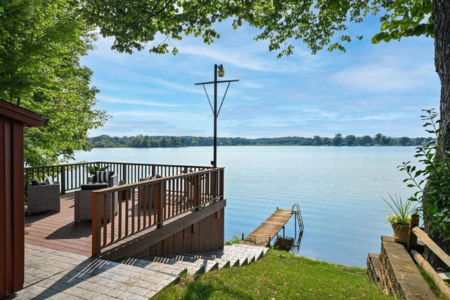 7110 S Loomis ROAD, Wind Lake, WI 53185