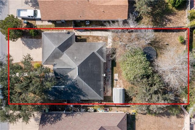 906 Regal Drive, Pharr, TX 78577