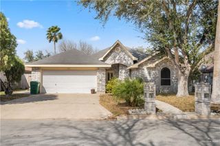 906 Regal Drive, Pharr, TX 78577