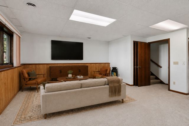 13000 Penn Avenue S, Burnsville, MN 55337
