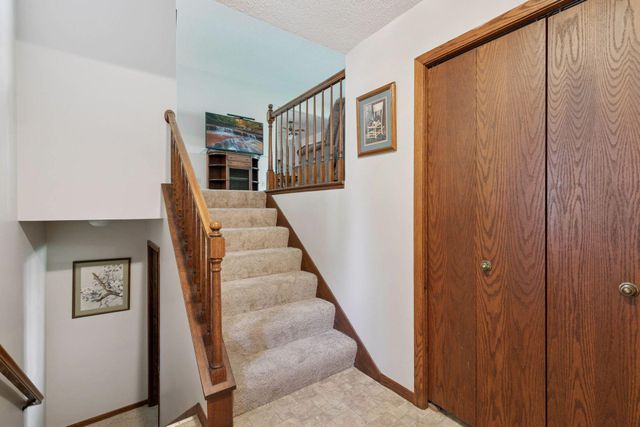 13000 Penn Avenue S, Burnsville, MN 55337