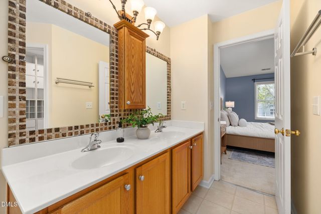 4 Beaver Creek Lane, Durham, NC 27703