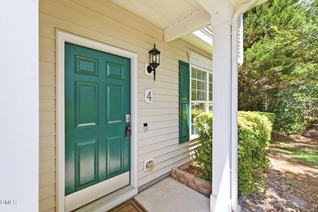 4 Beaver Creek Lane, Durham, NC 27703