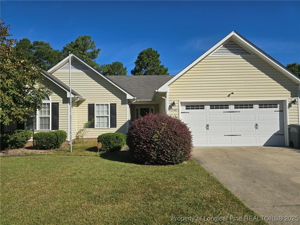1540 Clan Campbell Drive, Raeford, NC 28376