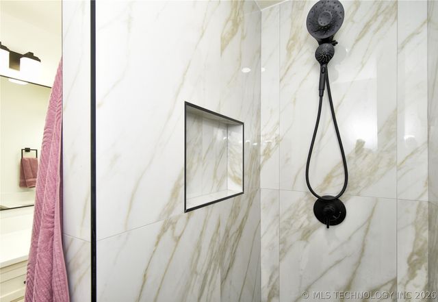 2419 Driftwood Drive, Claremore, OK 74017