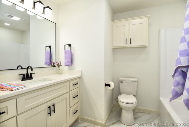 2419 Driftwood Drive, Claremore, OK 74017