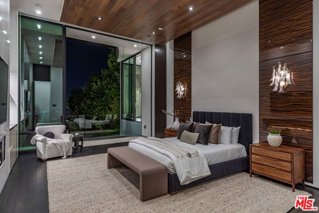 9364 Beverly Crest Drive, Los Angeles, CA 90210