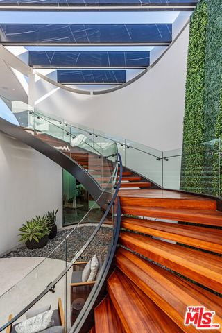9364 Beverly Crest Drive, Los Angeles, CA 90210