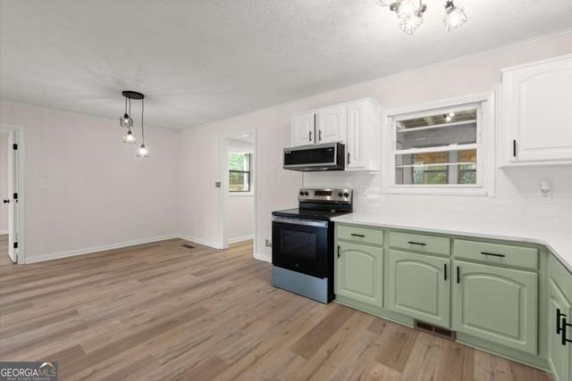 780 Gettysburg Trail NE, Kennesaw, GA 30144
