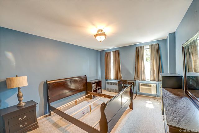 120 Horton Highway A1, Mineola, NY 11501